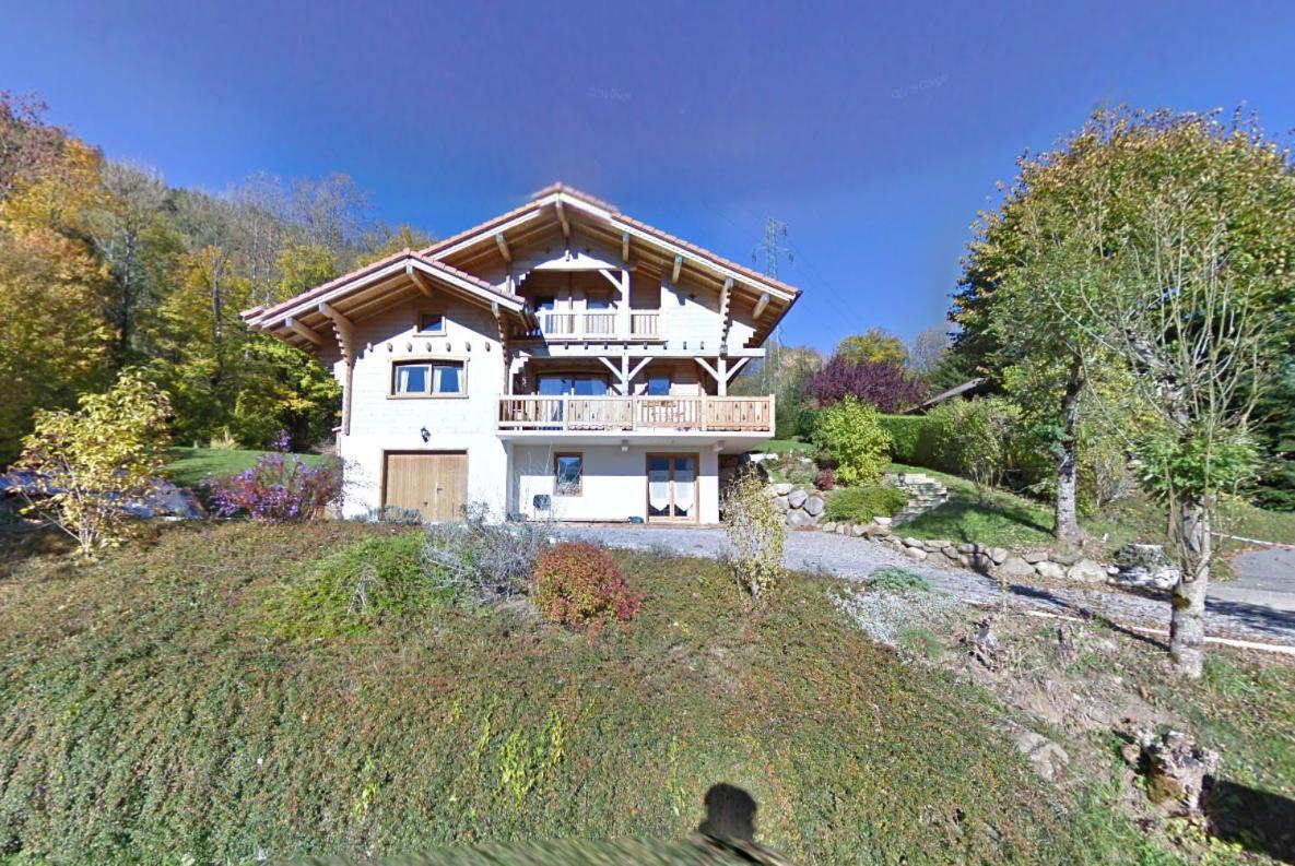 Logement Entre Lac Et Montagnes Thones Exterior photo